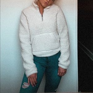 Hollister sherpa!!!!!